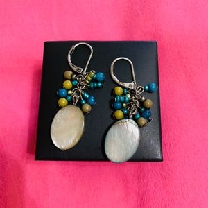 Very pretty handmade earrings 💕